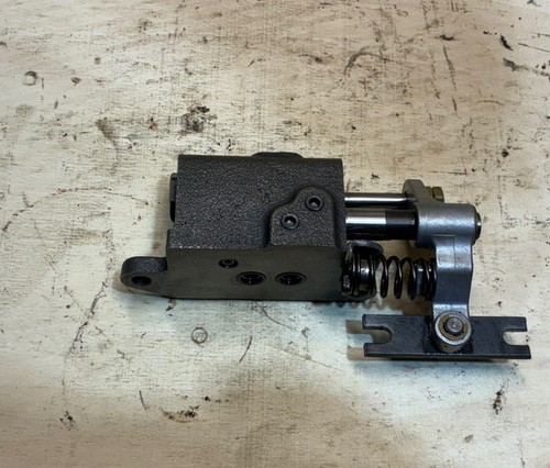 Kubota b2400 hydraulic point - b2400,